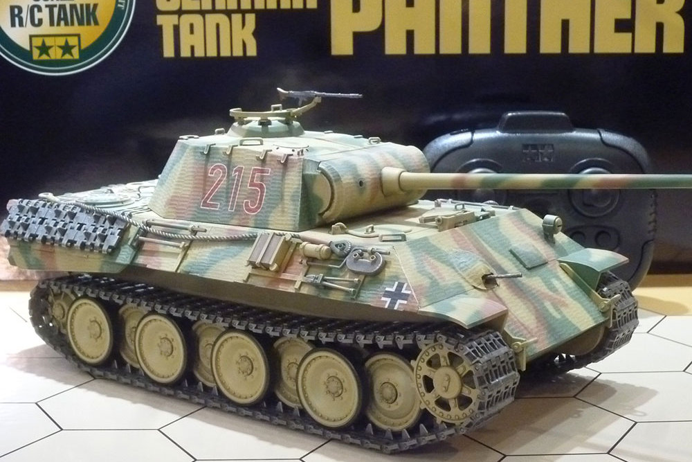 Tamiya 1/25 German Tank Panther Ausf.A (56605)