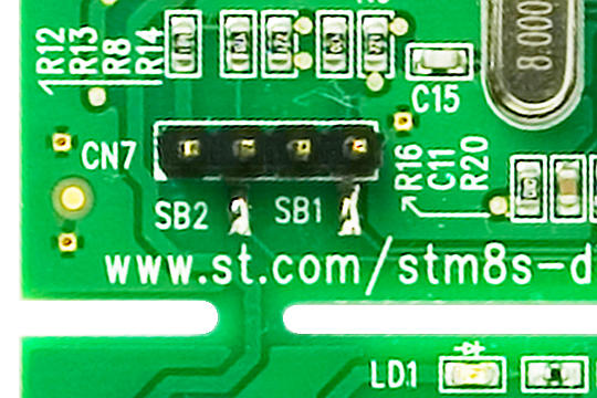 ST-Link propojky SB
